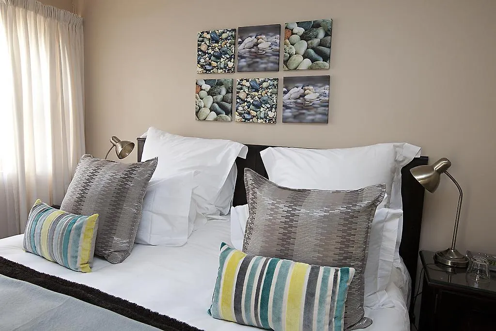 Aqua Vista Guest House Somerset West