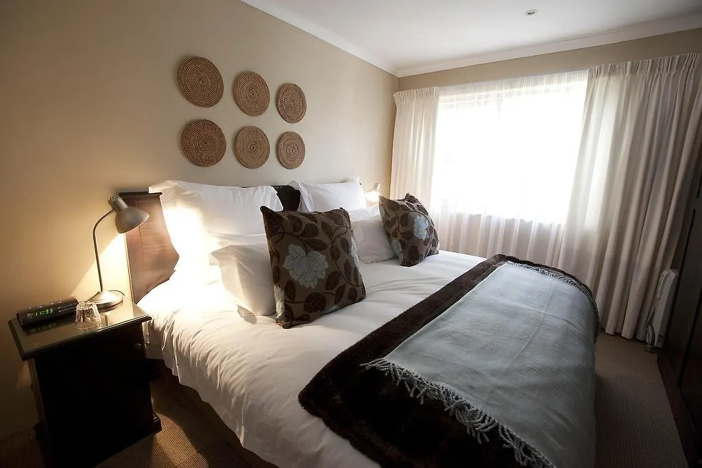 Aqua Vista Guest House Somerset West