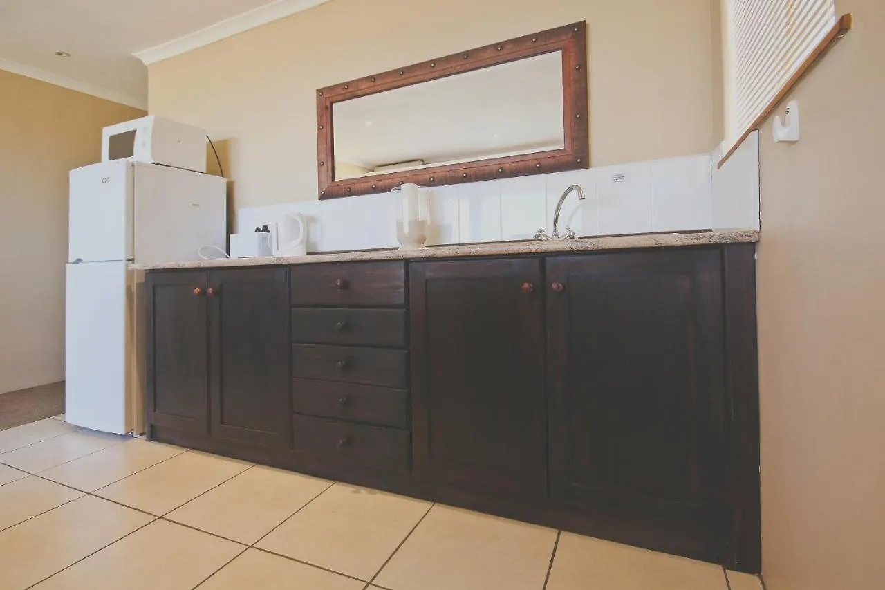 Aqua Vista Guest House Somerset West